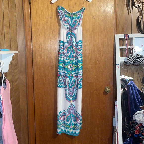 •PINK OWL•NWOB BOUTIQUE WHITE & TEAL STRAPLESS PAISLEY MAXI DRESS SIZE SMALL - Picture 4 of 8
